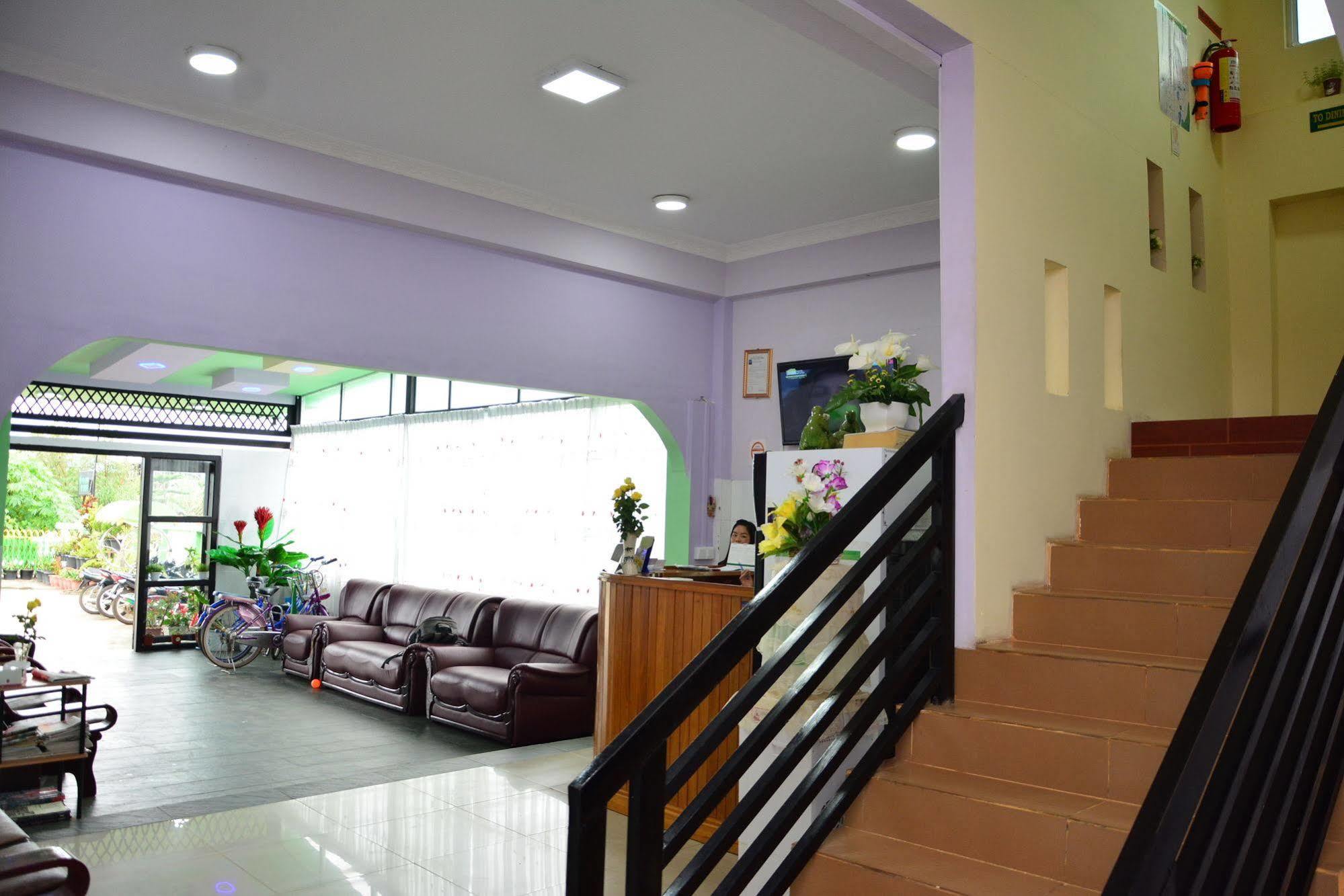Hotel 99 Pyin Oo Lwin Eksteriør billede