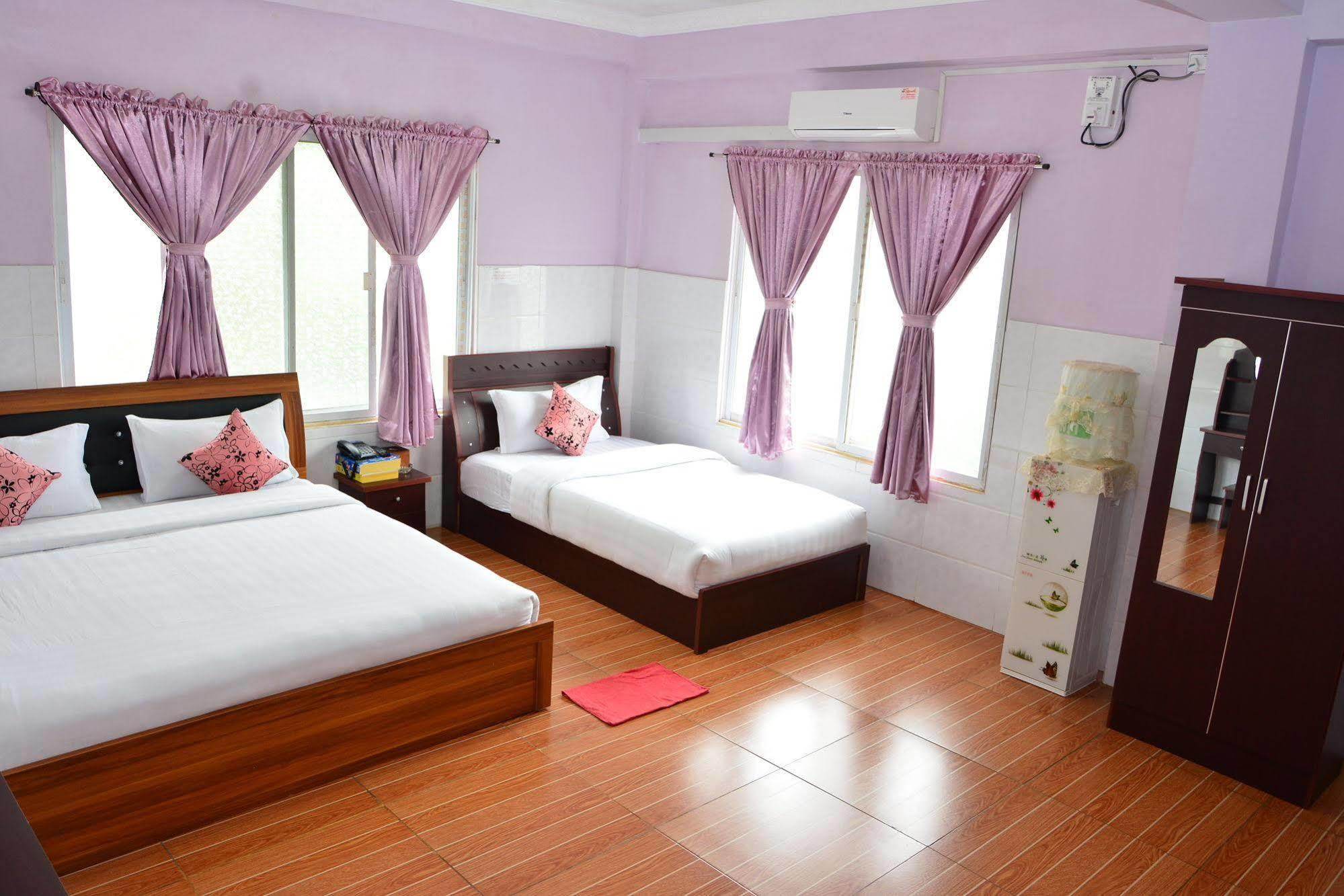 Hotel 99 Pyin Oo Lwin Eksteriør billede