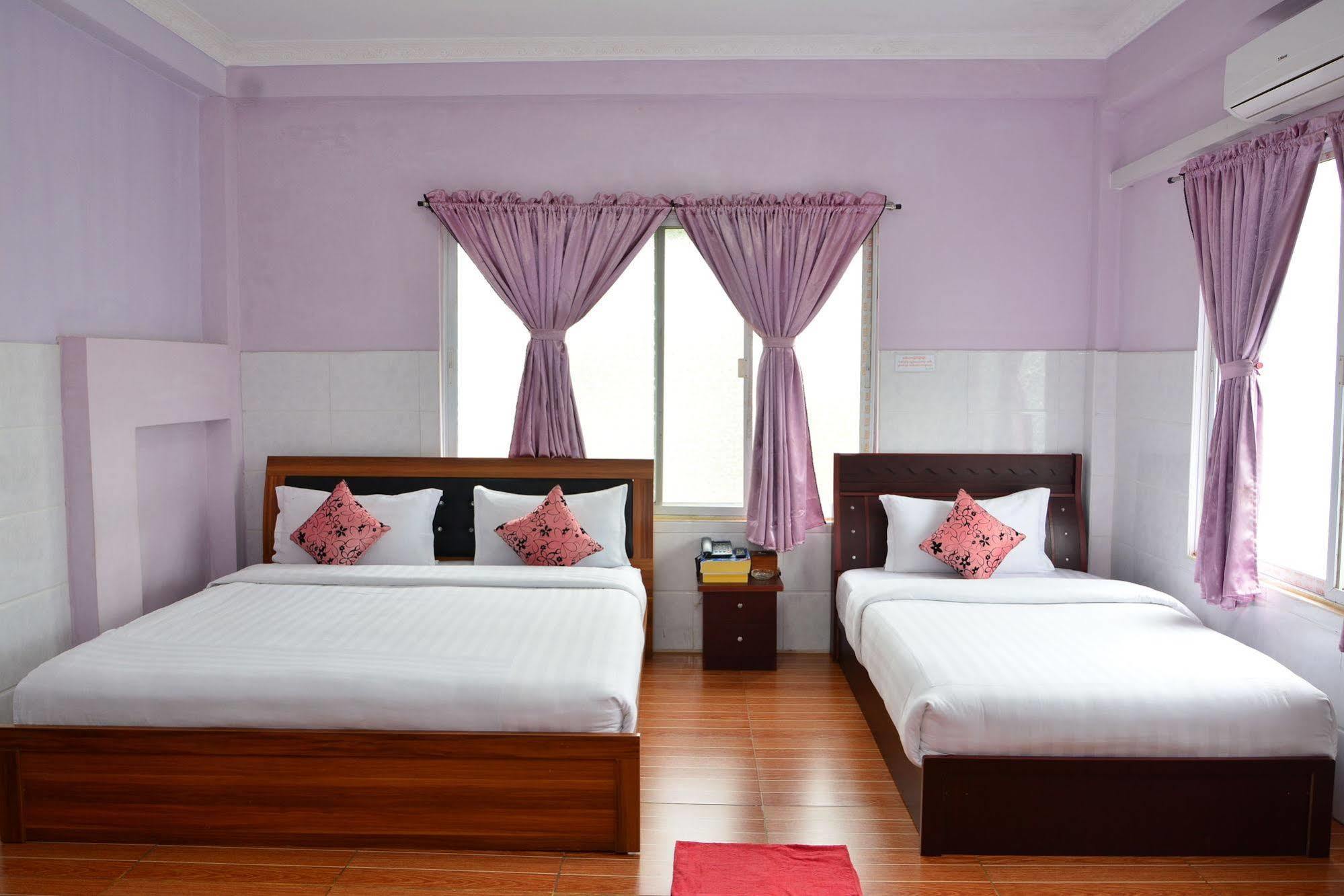 Hotel 99 Pyin Oo Lwin Eksteriør billede