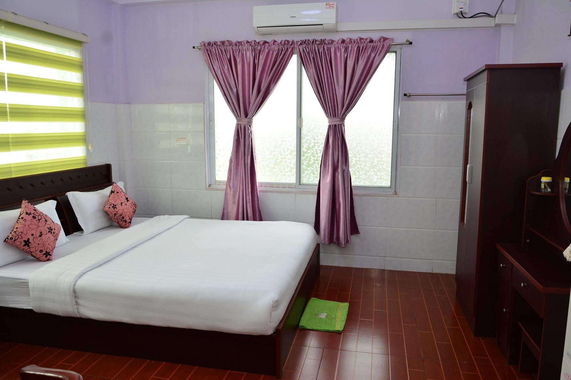 Hotel 99 Pyin Oo Lwin Eksteriør billede